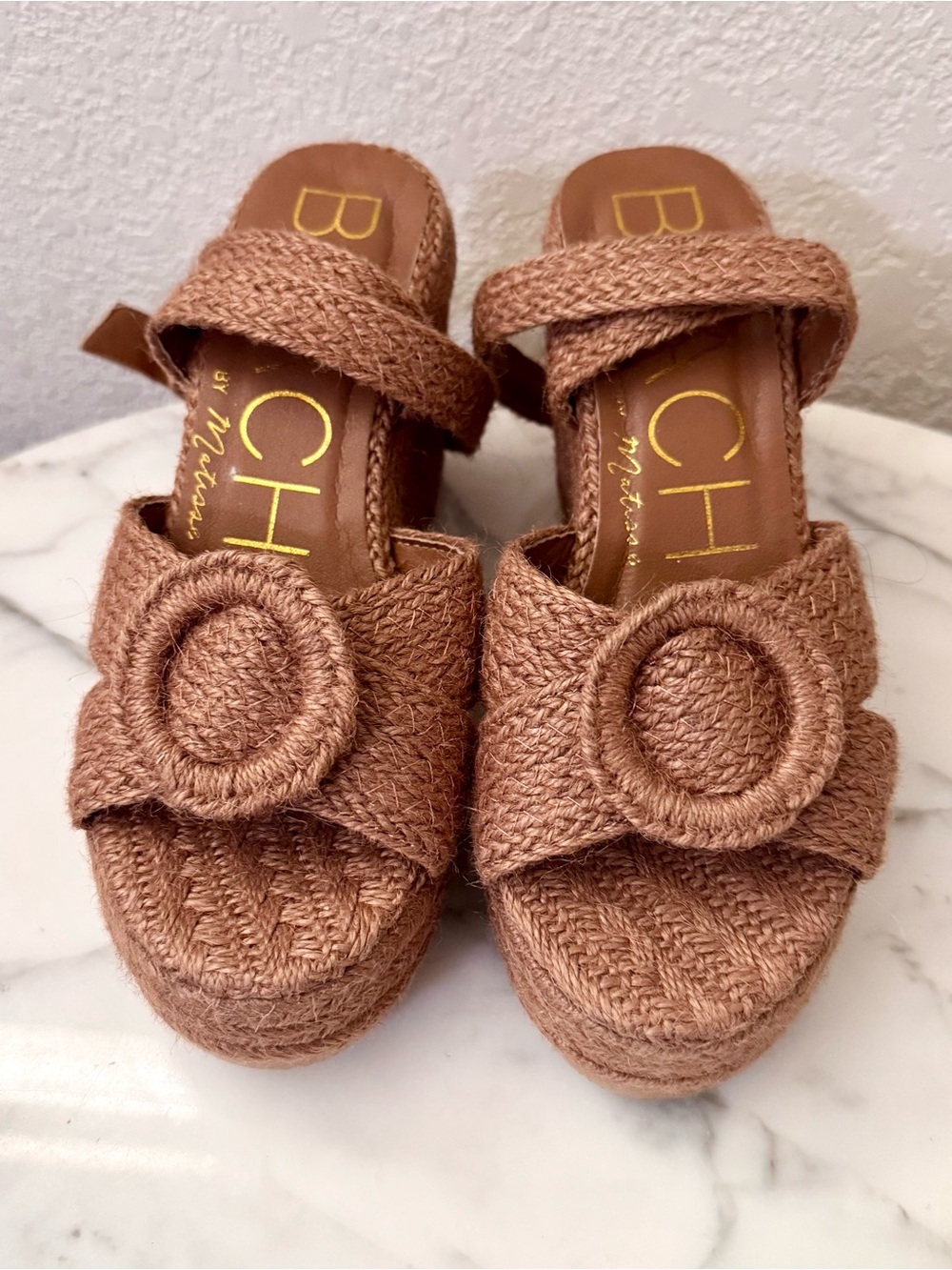 Matisse Beach rich tan, handmade from Jute Platform ,strappy ankle,buckle toe